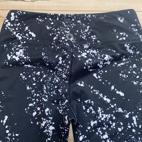 Pro Player S Capri Workout Leggings - Picture 5 of 6